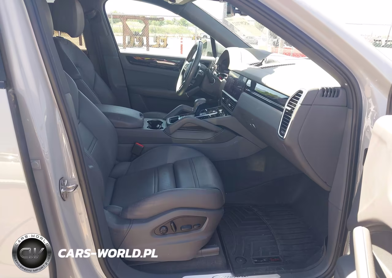 2023 Porsche Cayenne Coupe Platinum Edition VIN:WP1BA2AY5PDA25189 - 5