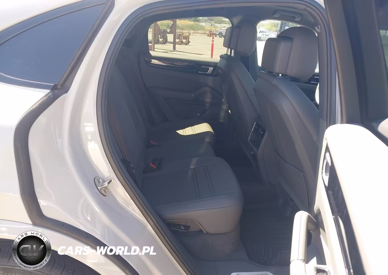 2023 Porsche Cayenne Coupe Platinum Edition VIN:WP1BA2AY5PDA25189 - 8
