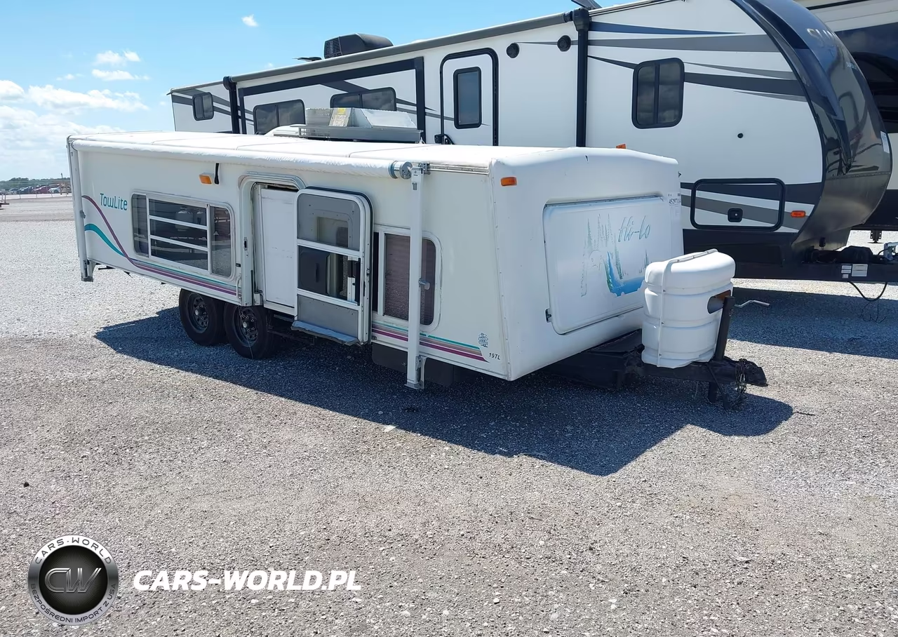 2001 Hi-Lo Hi-Lo Towlite Travel Trailers