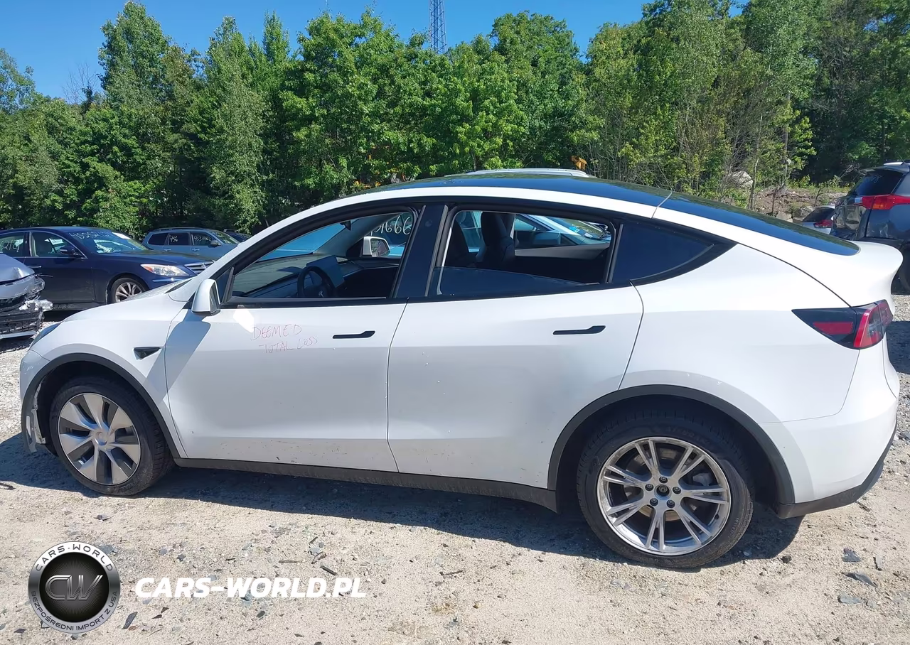 2023 Tesla Model Y Awd-Long Range Dual Motor All-Wheel Drive VIN:7SAYGDEE0PF698621 - 15