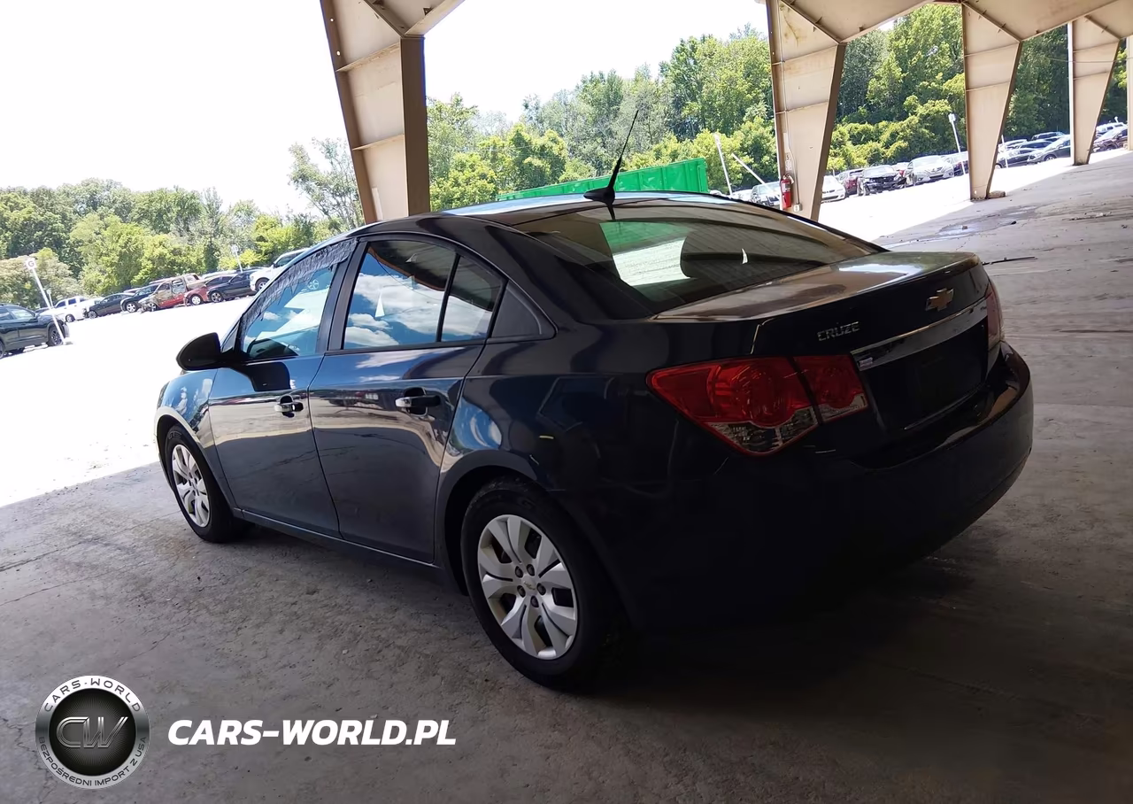 2014 Chevrolet Cruze Ls Auto VIN:1G1PA5SH0E7126989 - 3