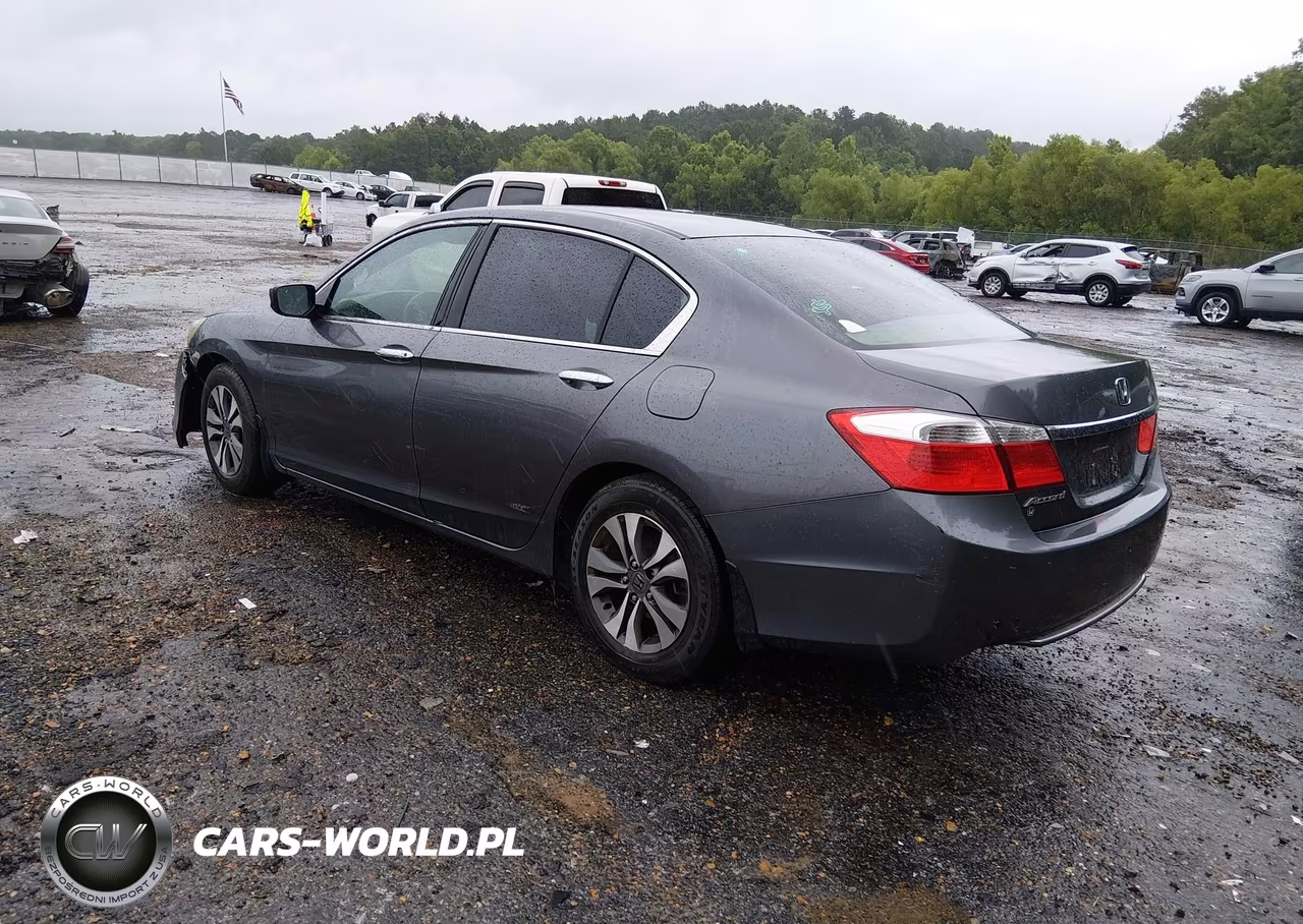 2013 Honda Accord Lx VIN:1HGCR2F38DA031496 - 3