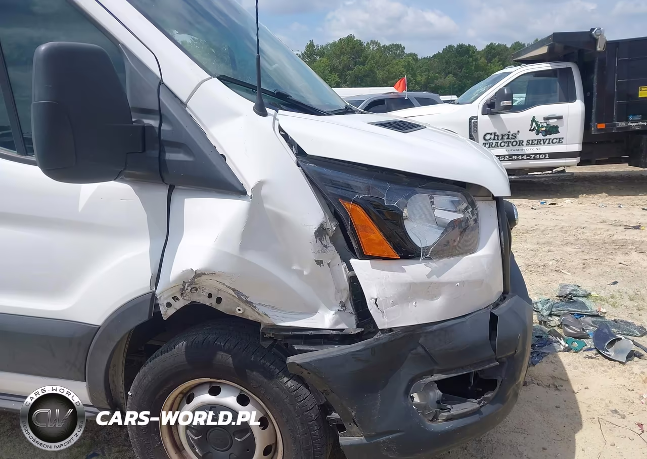 2021 Ford Transit-250 VIN:1FTBR1CG9MKA10775 - 17