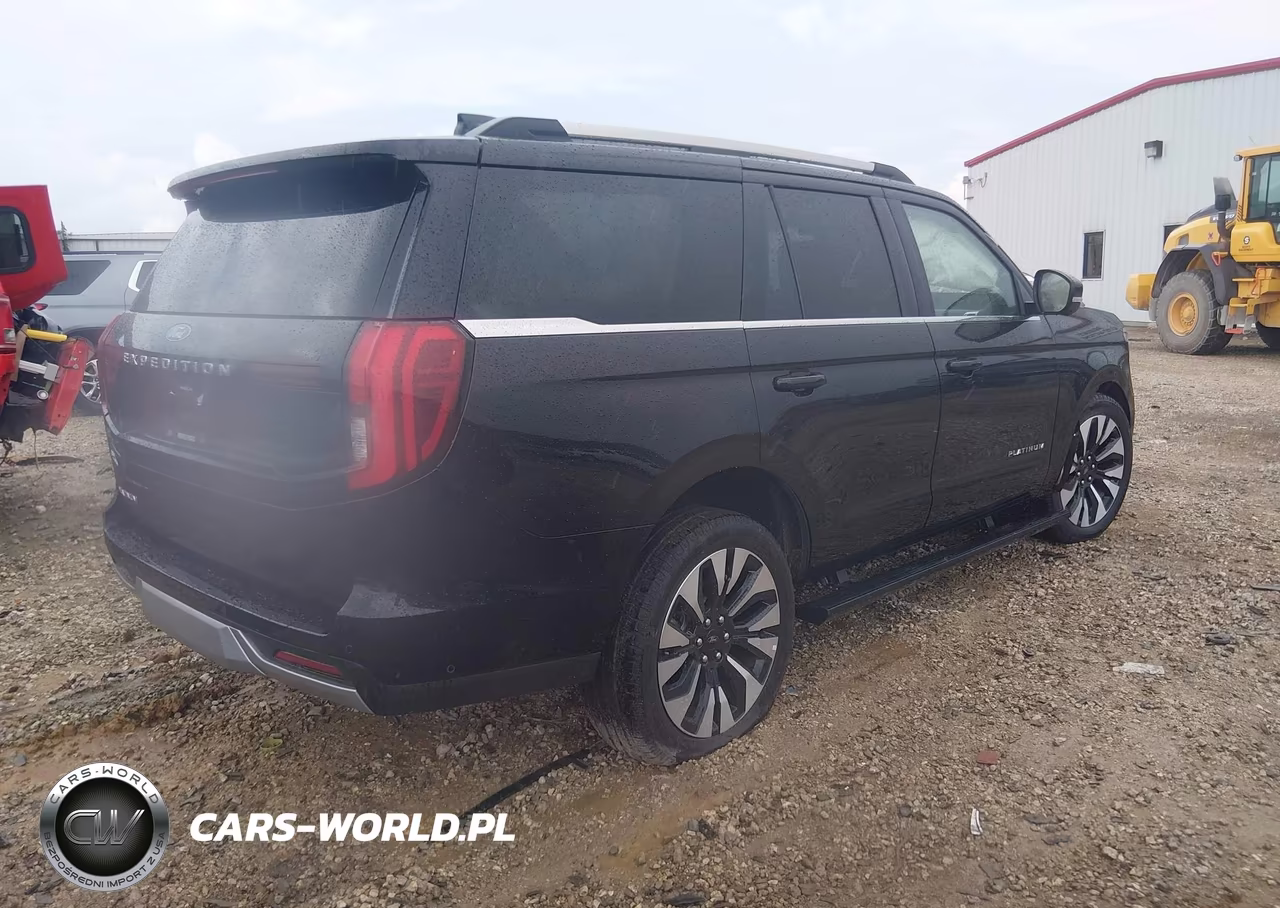 2025 Ford Expedition Platinum VIN:1FMJU1M86SEA37165 - 4