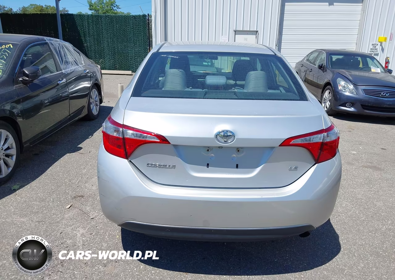 2016 Toyota Corolla Le VIN:5YFBURHE8GP448813 - 16