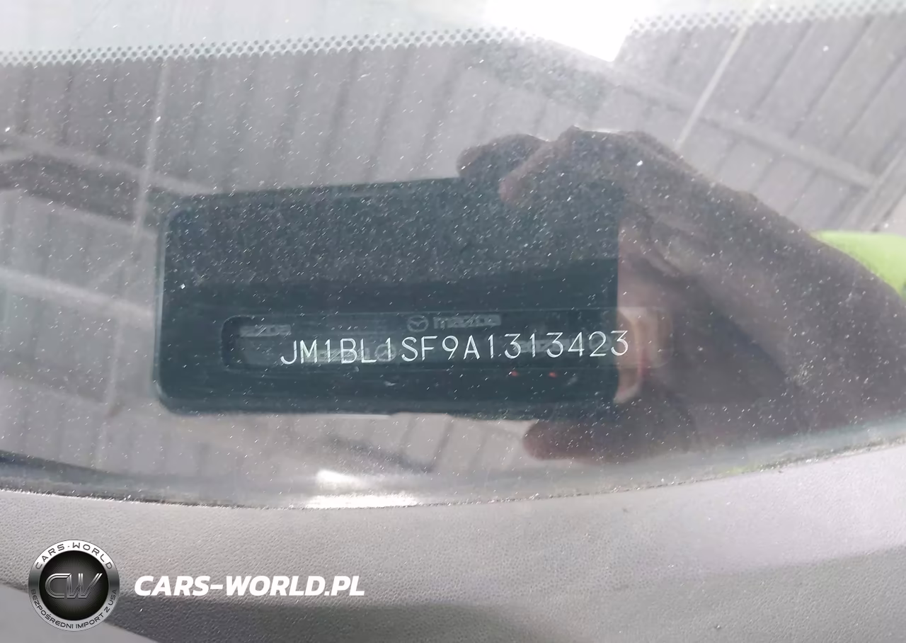 2010 Mazda Mazda3 I Touring VIN:JM1BL1SF9A1313423 - 9