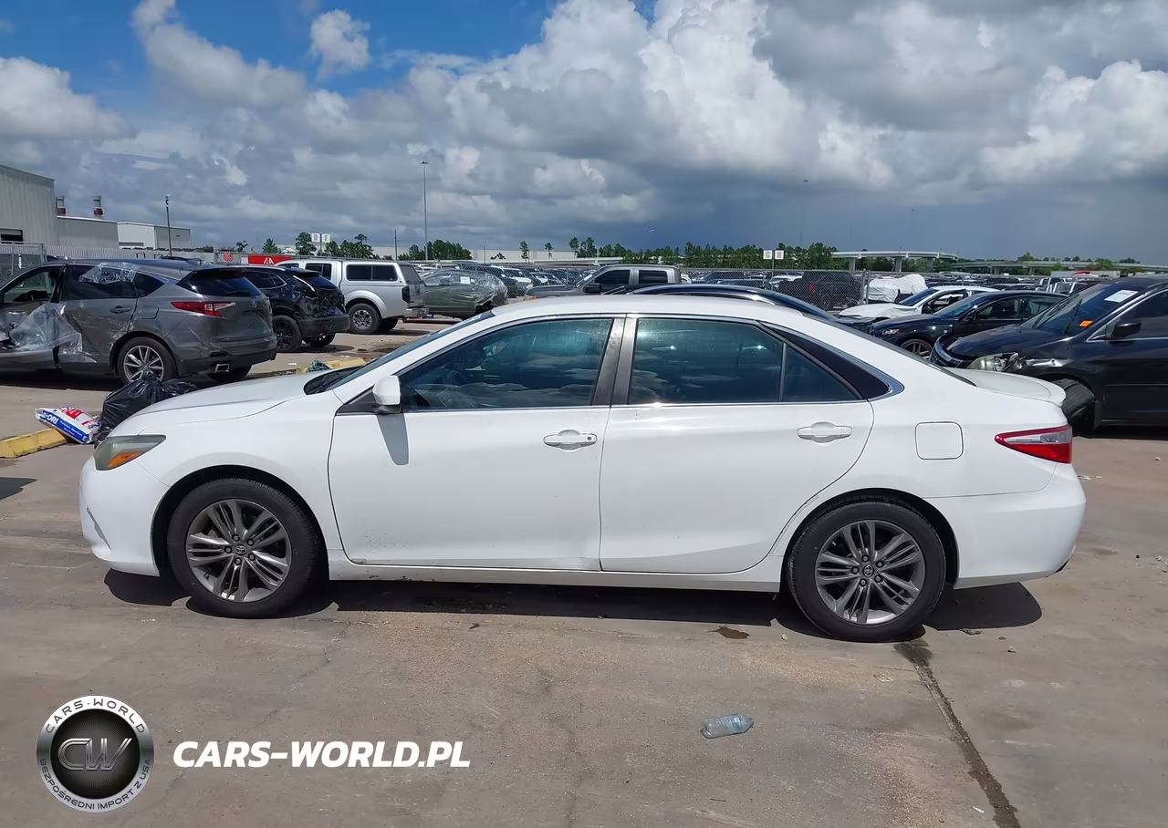 2016 Toyota Camry Se VIN:4T1BF1FK7GU189122 - 9
