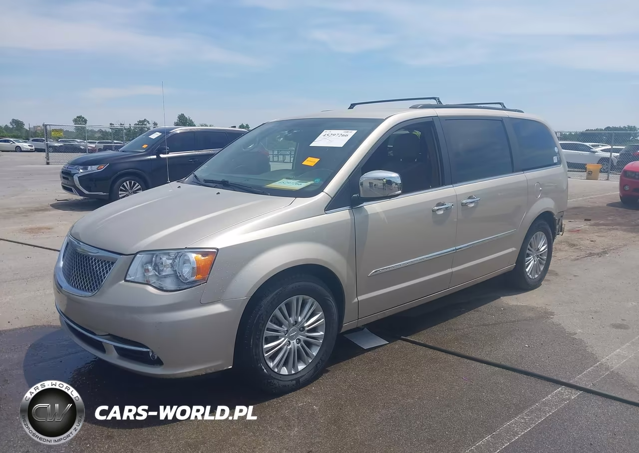 2015 Chrysler Town & Country Touring-L VIN:2C4RC1CG9FR656340 - 2