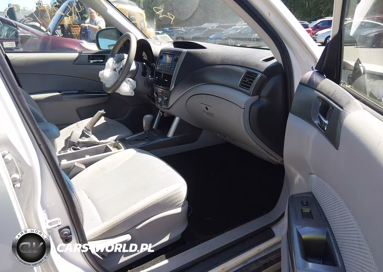 2011 Subaru Forester 2.5X Premium VIN:JF2SHADC1BH747382 - 5