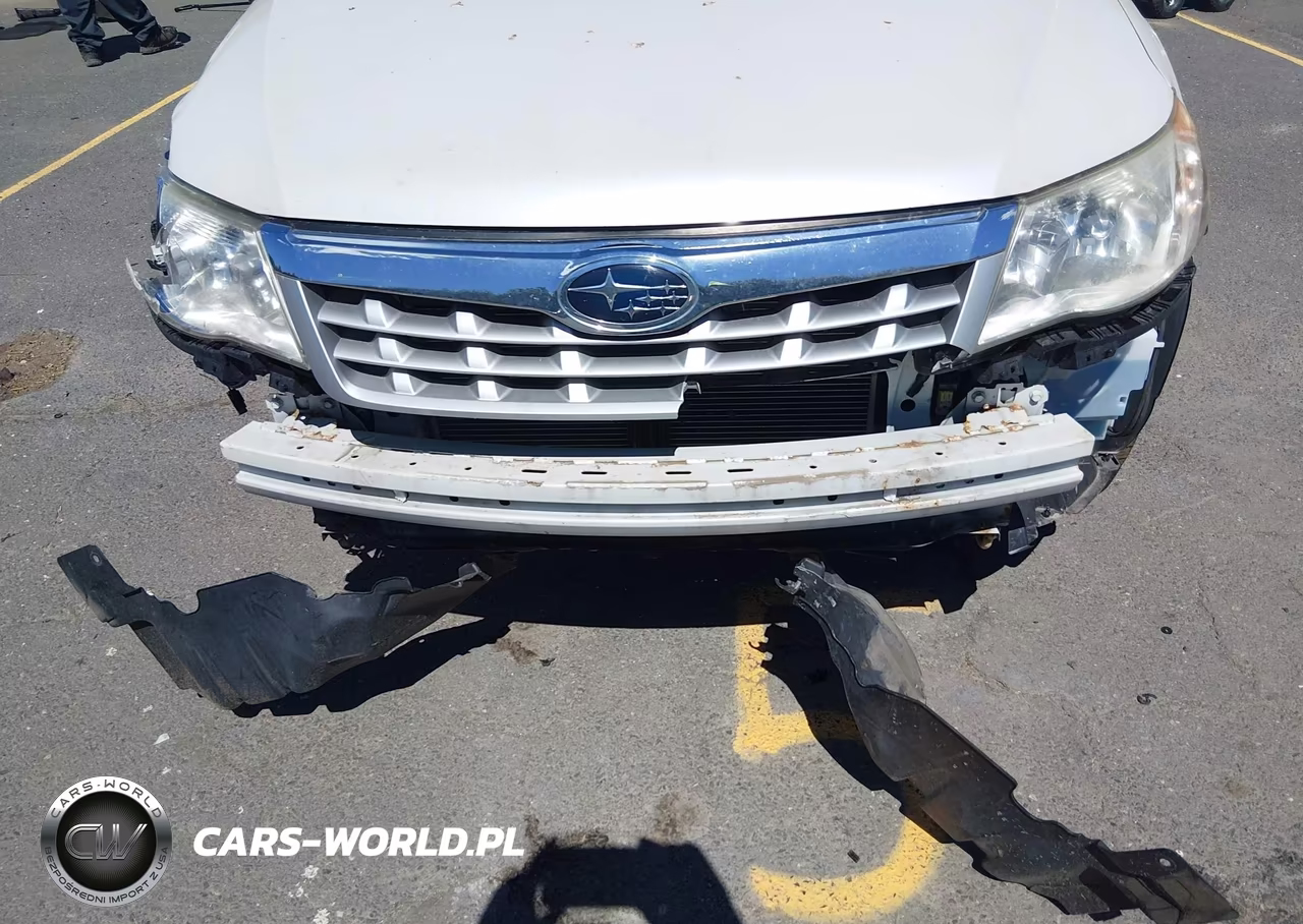 2011 Subaru Forester 2.5X Premium VIN:JF2SHADC1BH747382 - 6