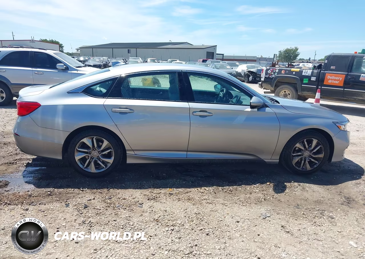 2018 Honda Accord Lx VIN:1HGCV1F1XJA264666 - 13