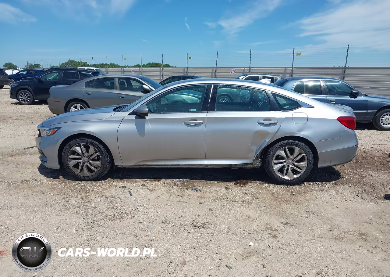 2018 Honda Accord Lx VIN:1HGCV1F1XJA264666 - 14