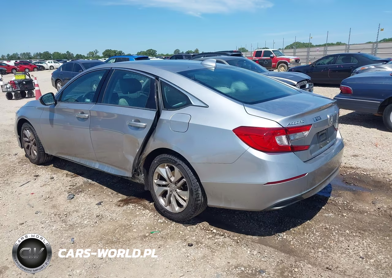 2018 Honda Accord Lx VIN:1HGCV1F1XJA264666 - 3