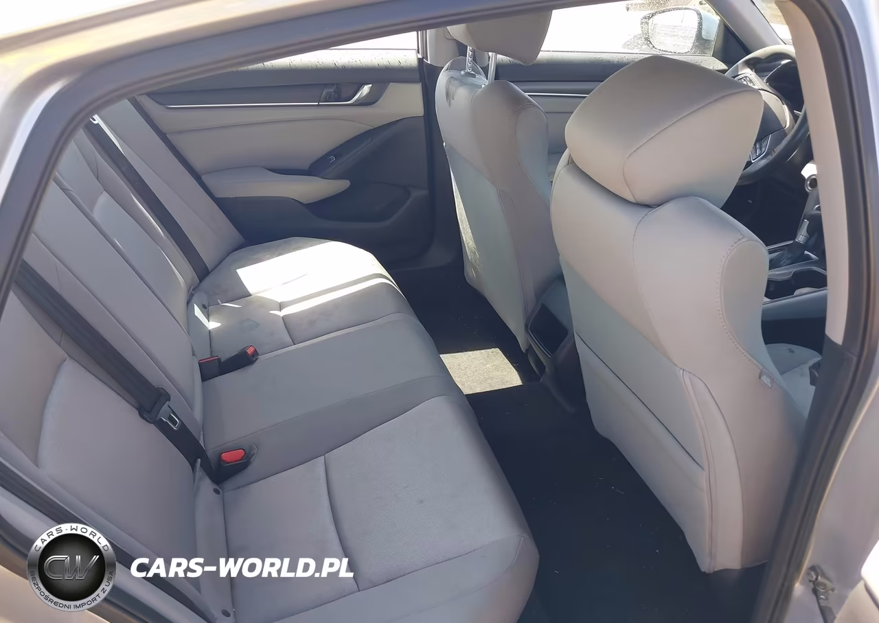 2018 Honda Accord Lx VIN:1HGCV1F1XJA264666 - 8