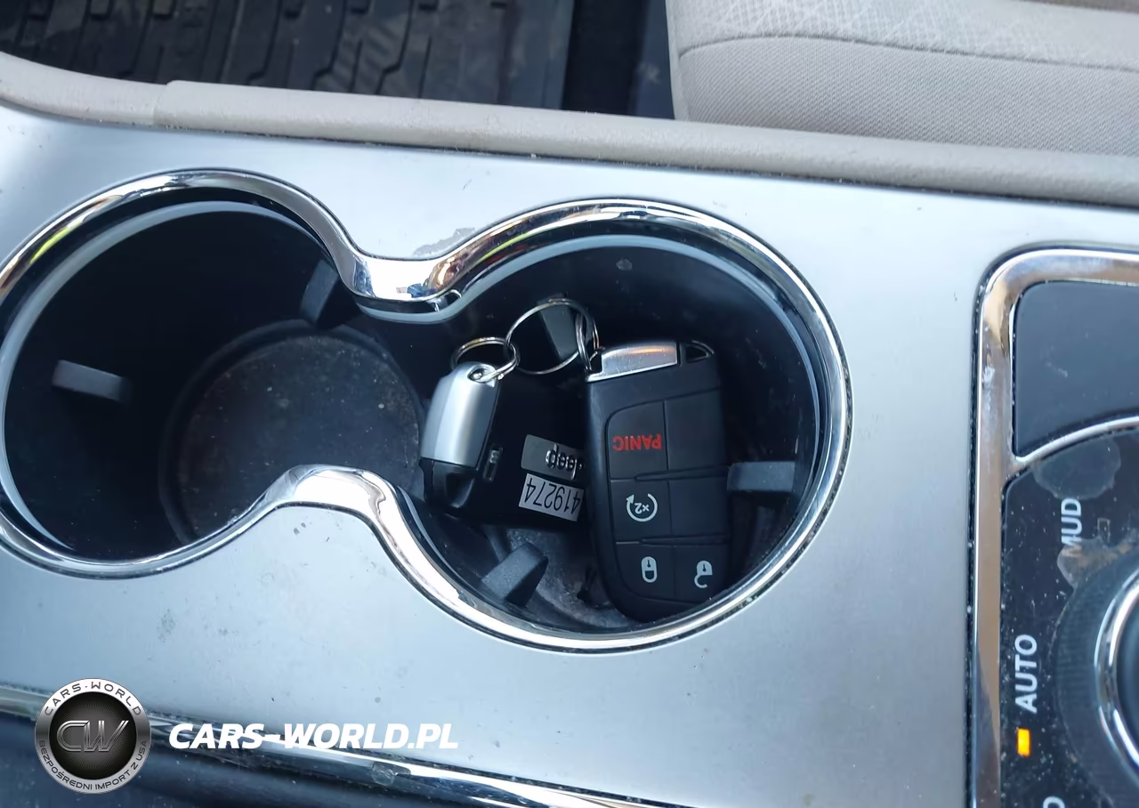 2019 Jeep Grand Cherokee Laredo E 4X4 VIN:1C4RJFAG5KC754158 - 11