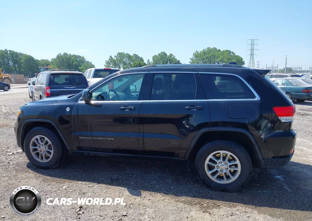 2019 Jeep Grand Cherokee Laredo E 4X4 VIN:1C4RJFAG5KC754158 - 14