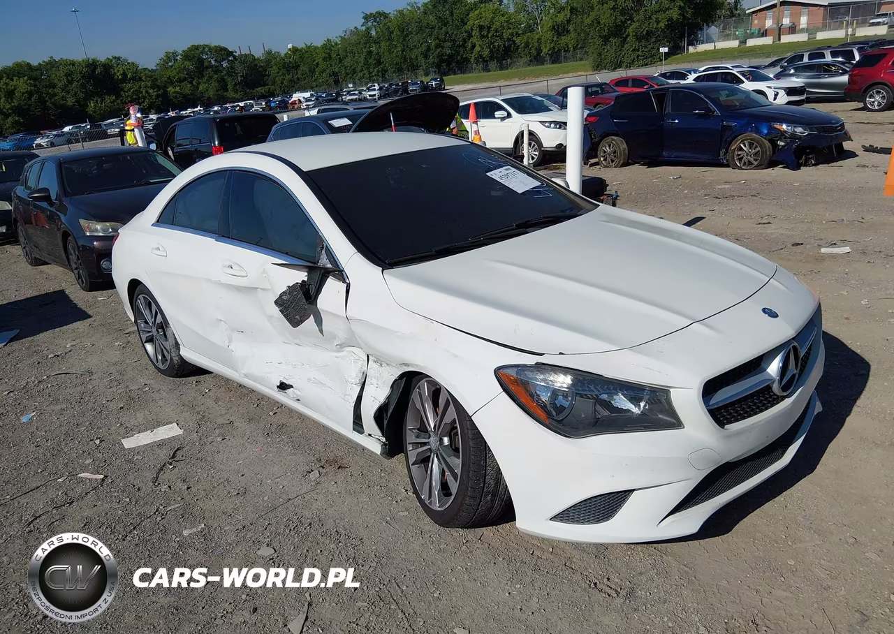 2015 Mercedes-Benz Cla 250 – zdjęcie 1 z 17