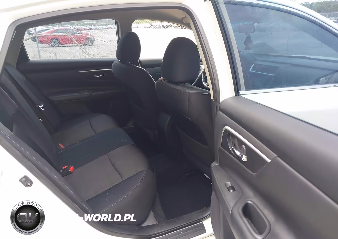 2017 Nissan Altima 2.5 VIN:1N4AL3AP8HC221094 - 8