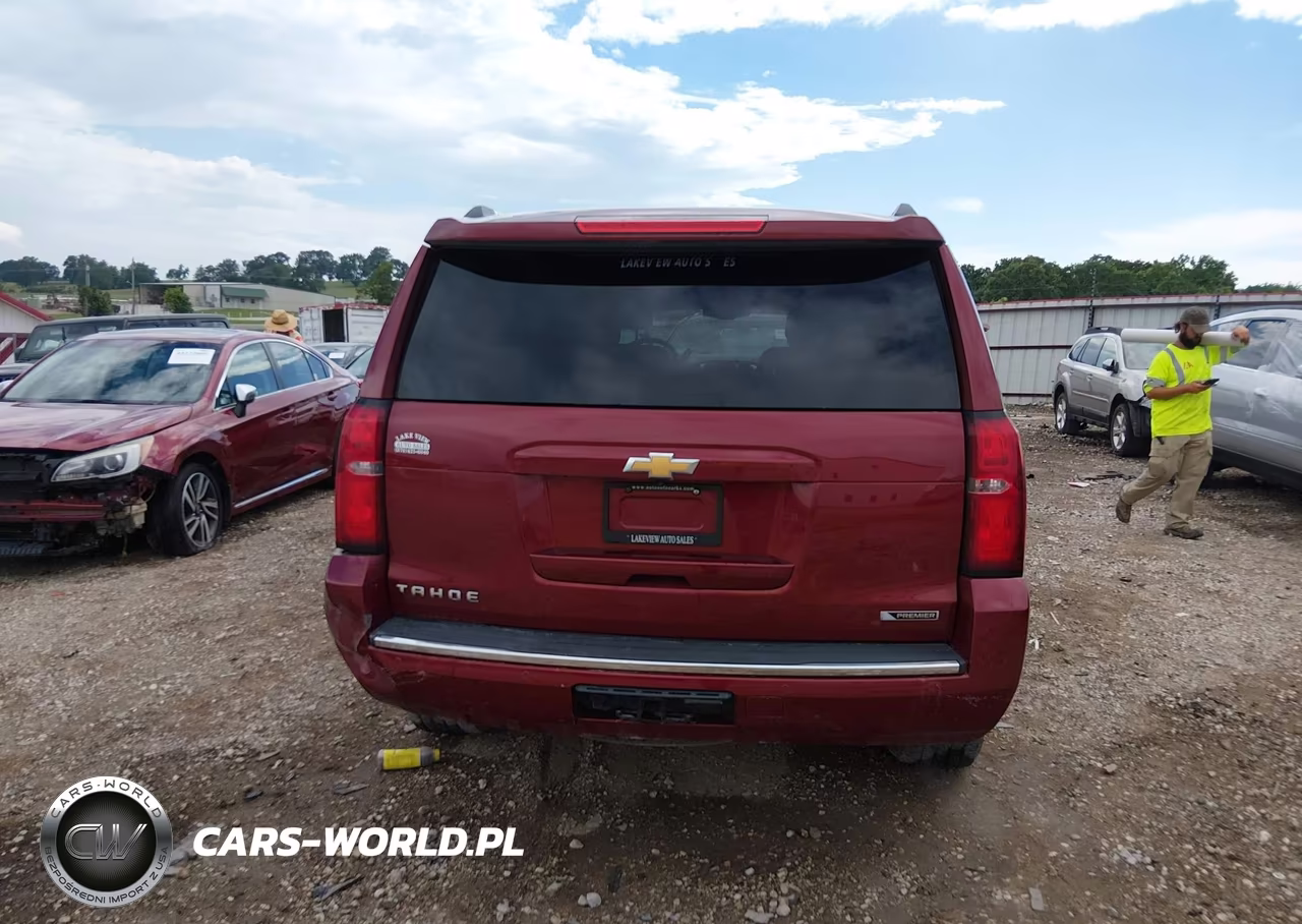 2017 Chevrolet Tahoe Premier VIN:1GNSKCKC7HR180250 - 16