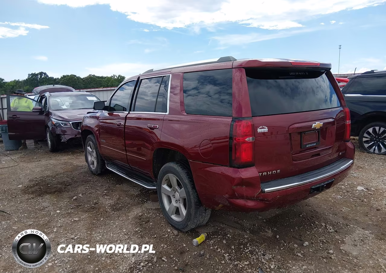 2017 Chevrolet Tahoe Premier VIN:1GNSKCKC7HR180250 - 3