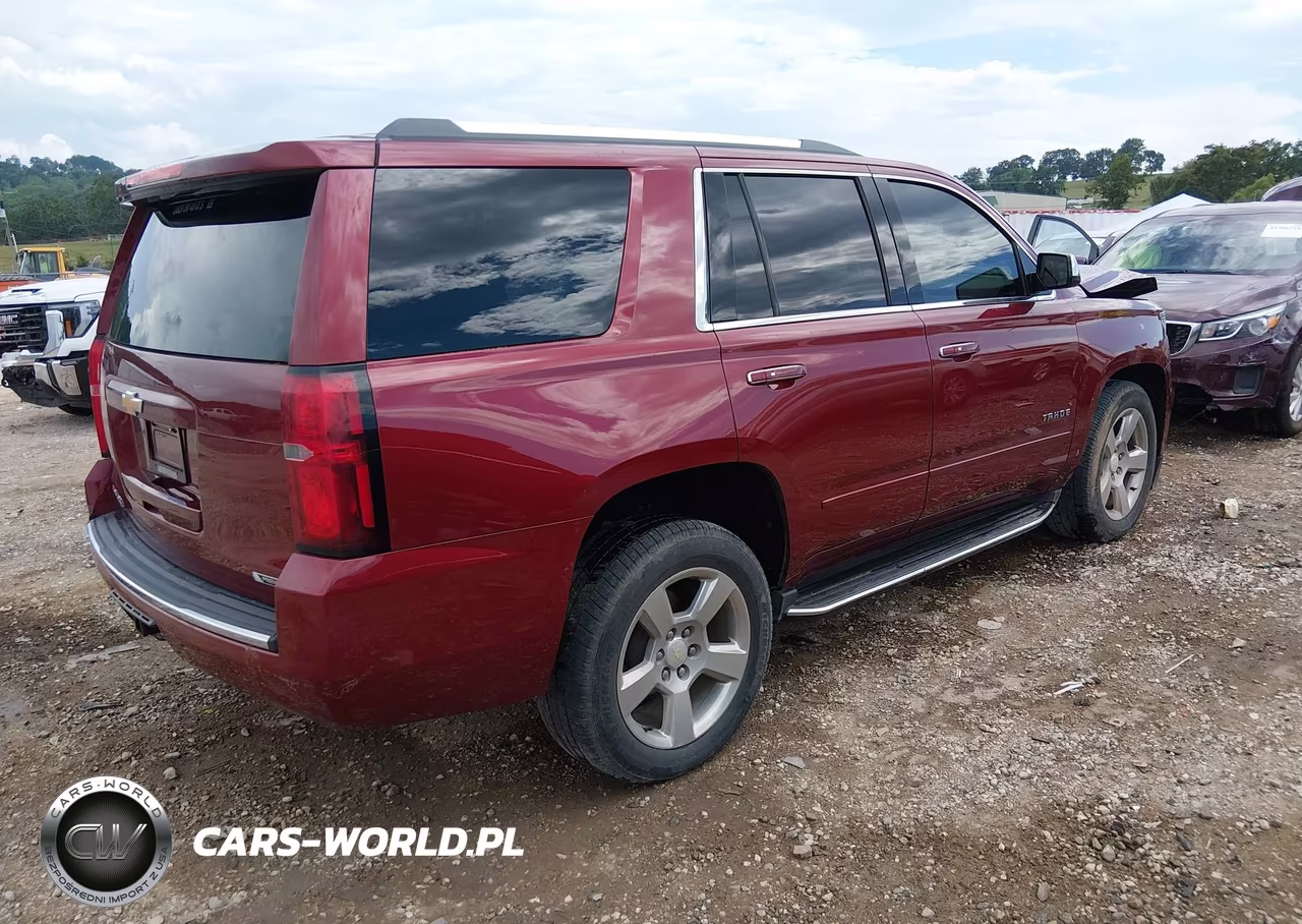 2017 Chevrolet Tahoe Premier VIN:1GNSKCKC7HR180250 - 4