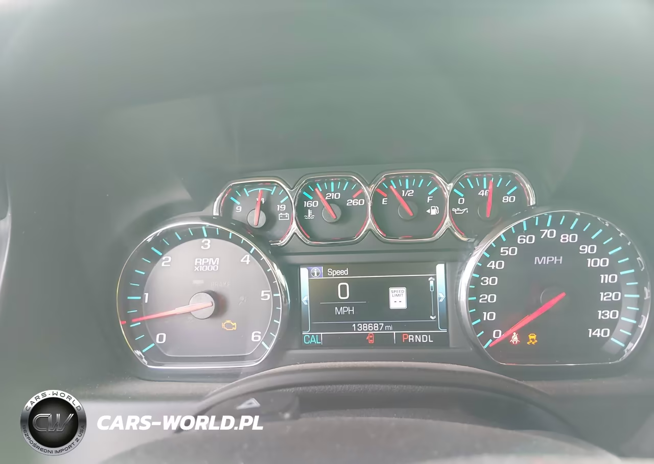 2017 Chevrolet Tahoe Premier VIN:1GNSKCKC7HR180250 - 7
