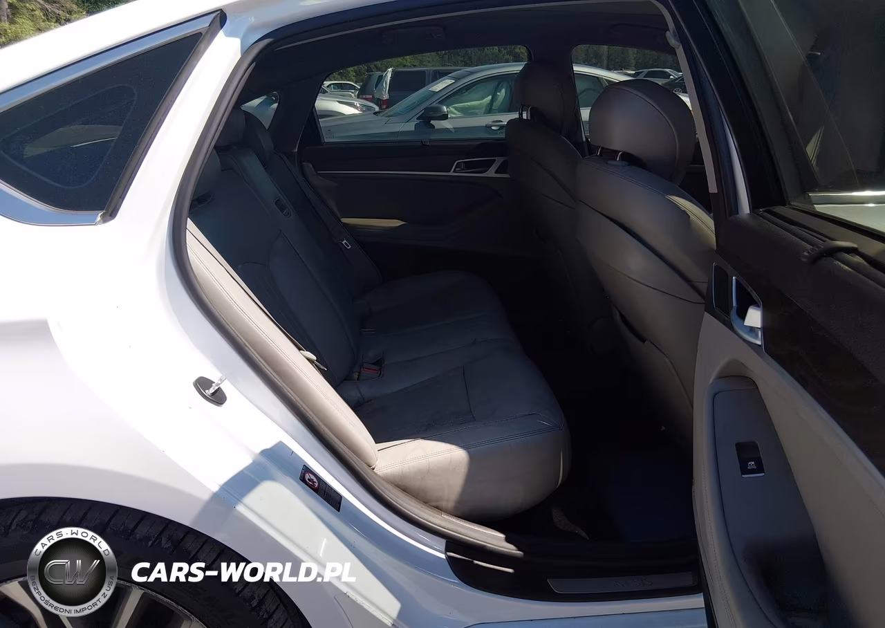 2015 Hyundai Genesis 3.8 VIN:KMHGN4JE9FU089968 - 8