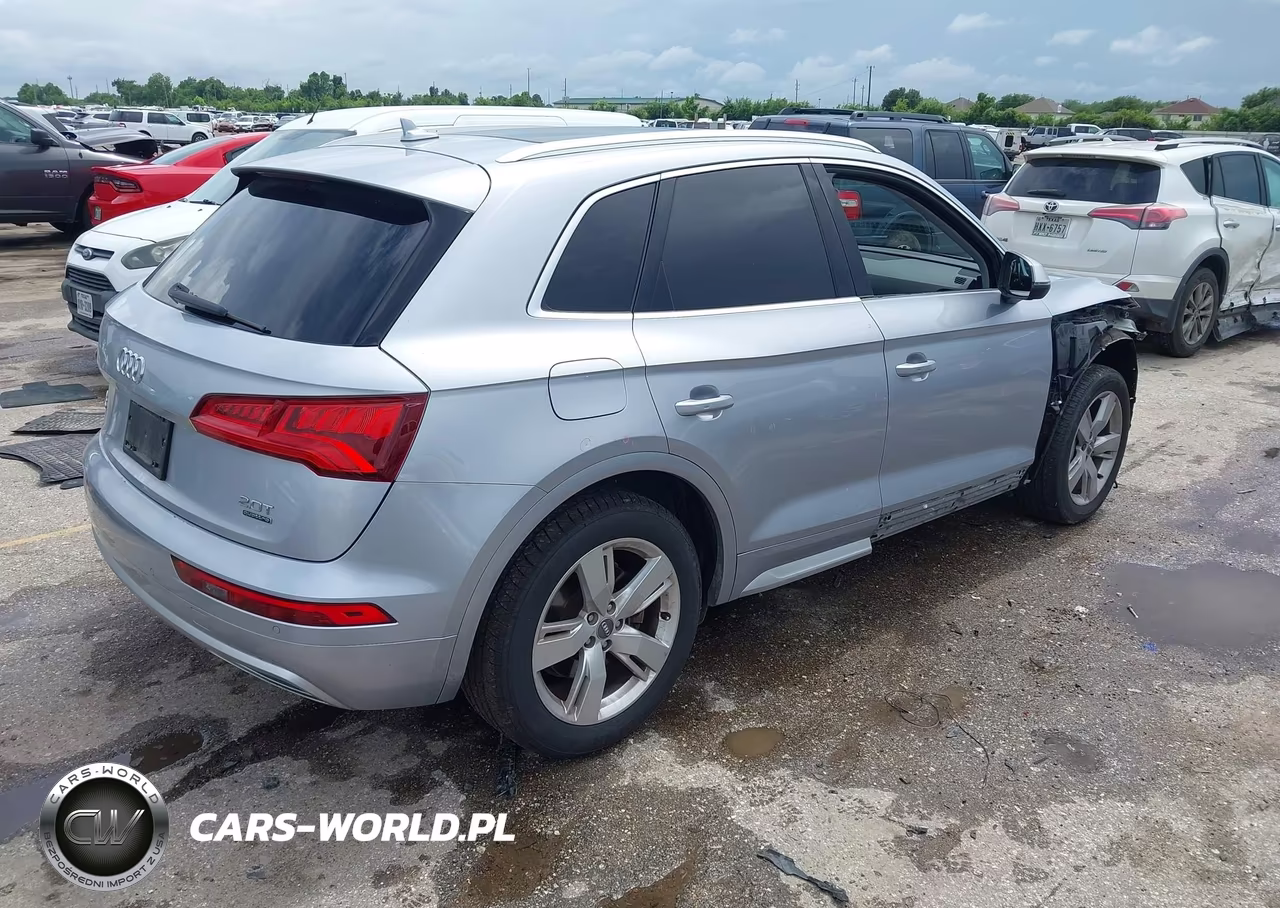 2018 Audi Q5 2.0T Premium-2.0T Tech Premium VIN:WA1BNAFY5J2010942 - 4