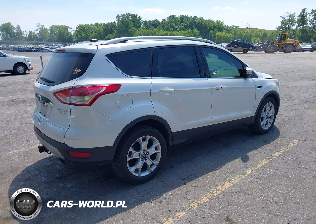 2016 Ford Escape Titanium VIN:1FMCU9J96GUC57682 - 4