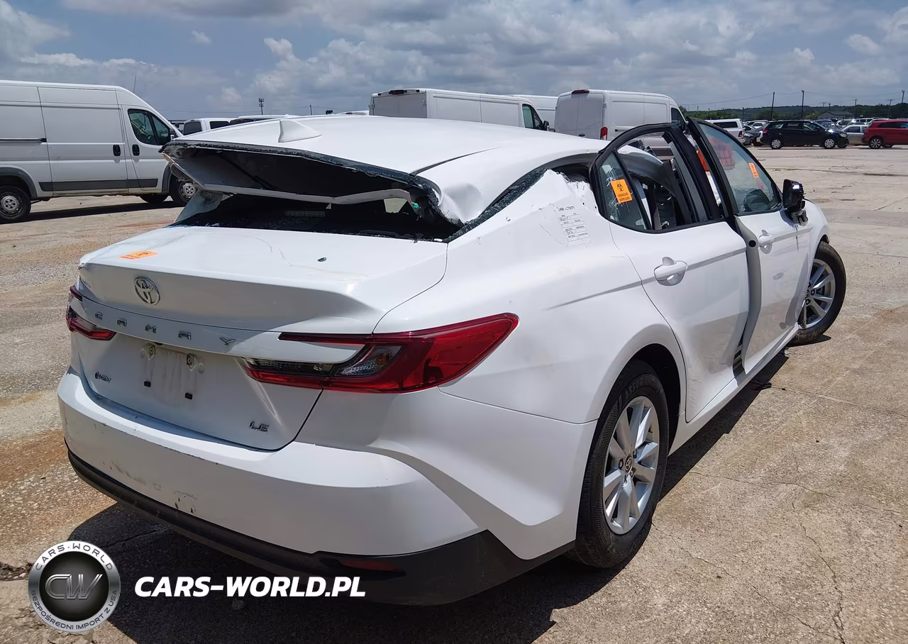 2025 Toyota Camry Le VIN:4T1DAACK5SU132177 - 4