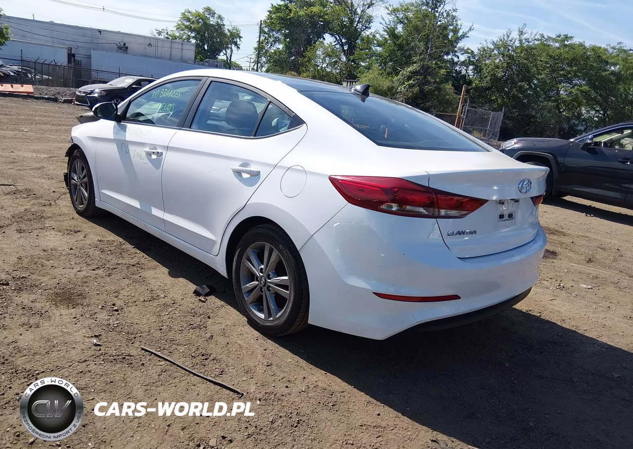 2017 Hyundai Elantra Value Edition VIN:5NPD84LFXHH201114 - 3