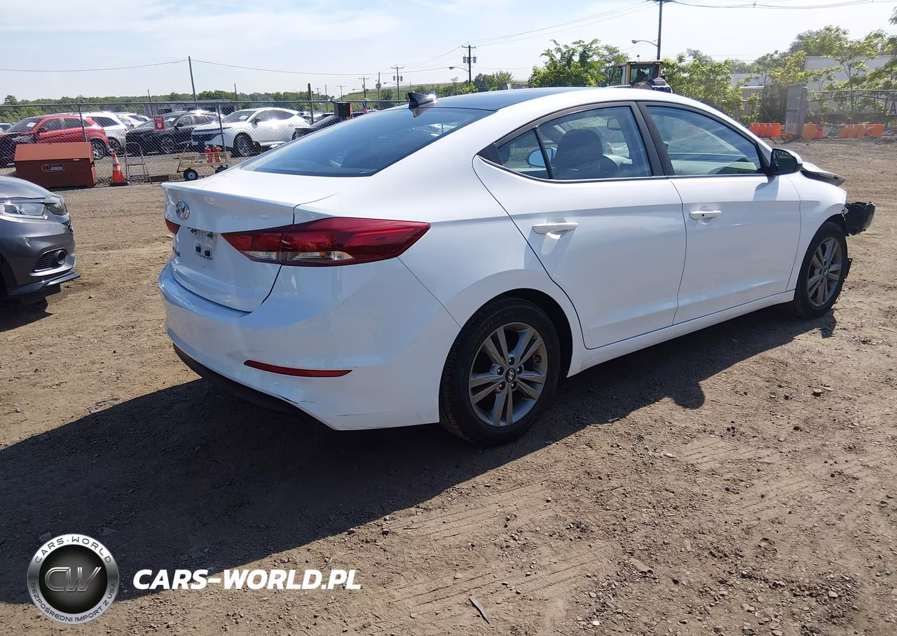2017 Hyundai Elantra Value Edition VIN:5NPD84LFXHH201114 - 4