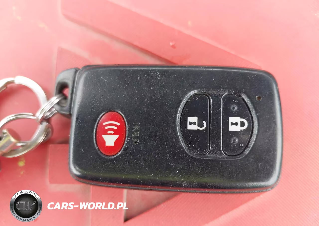 2011 Toyota Prius Two VIN:JTDKN3DU7B1374224 - 11
