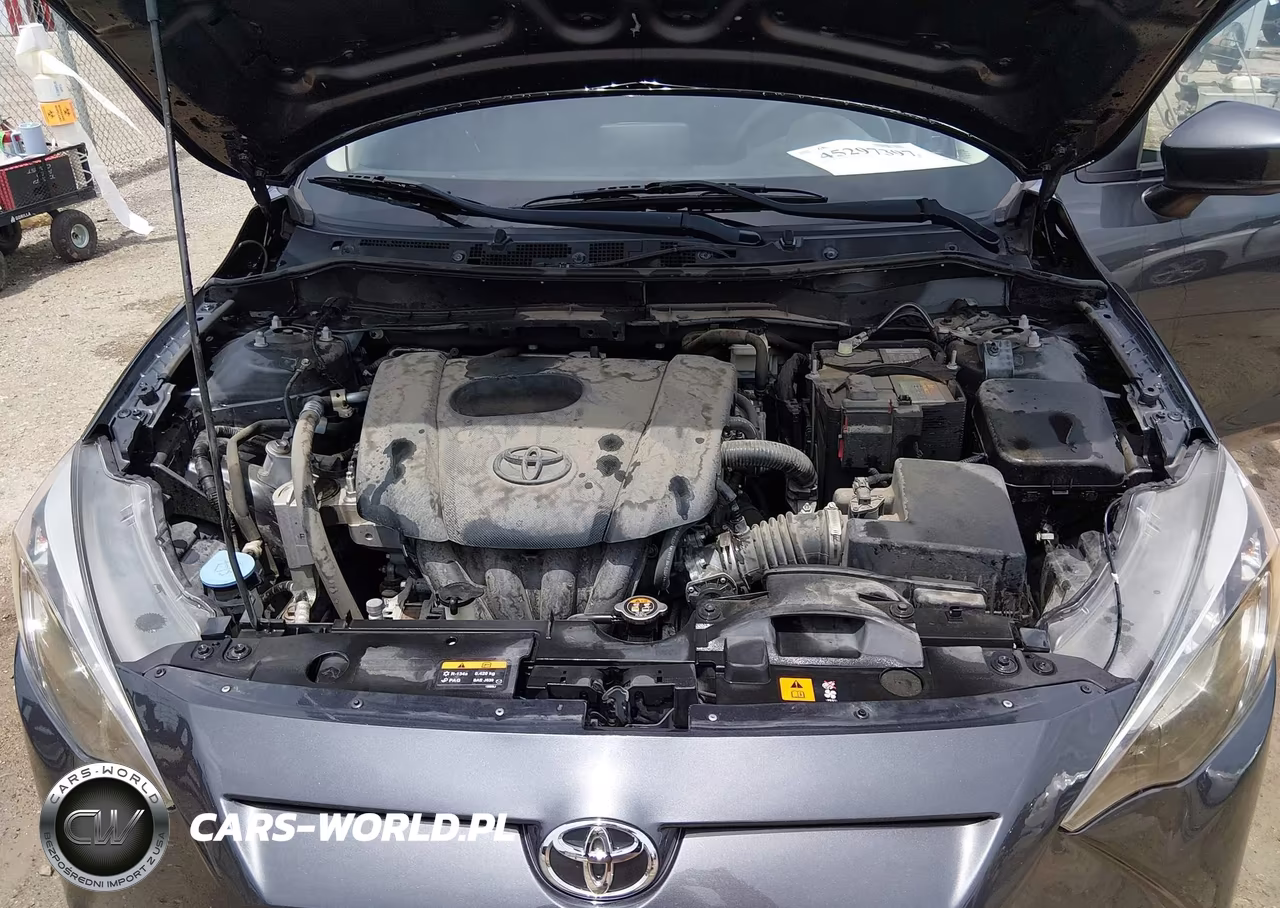 2019 Toyota Yaris Le VIN:3MYDLBYV2KY513894 - 10