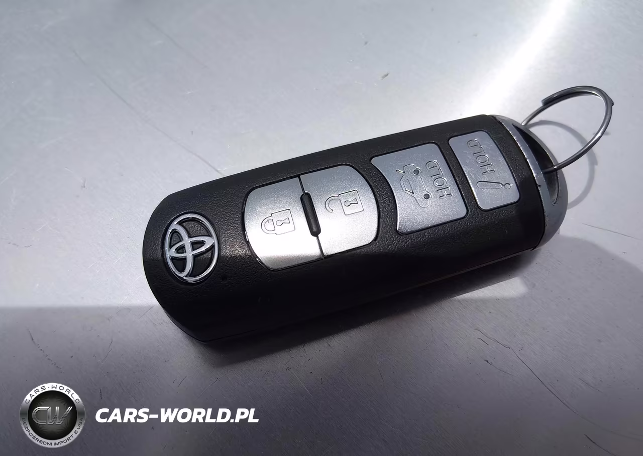 2019 Toyota Yaris Le VIN:3MYDLBYV2KY513894 - 11