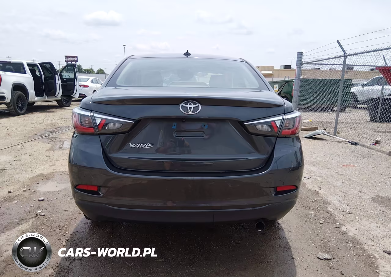 2019 Toyota Yaris Le VIN:3MYDLBYV2KY513894 - 16