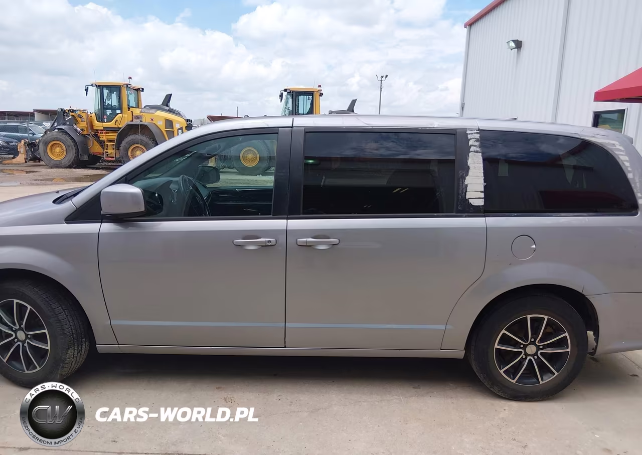 2018 Dodge Grand Caravan Se Plus VIN:2C4RDGBG2JR220360 - 14