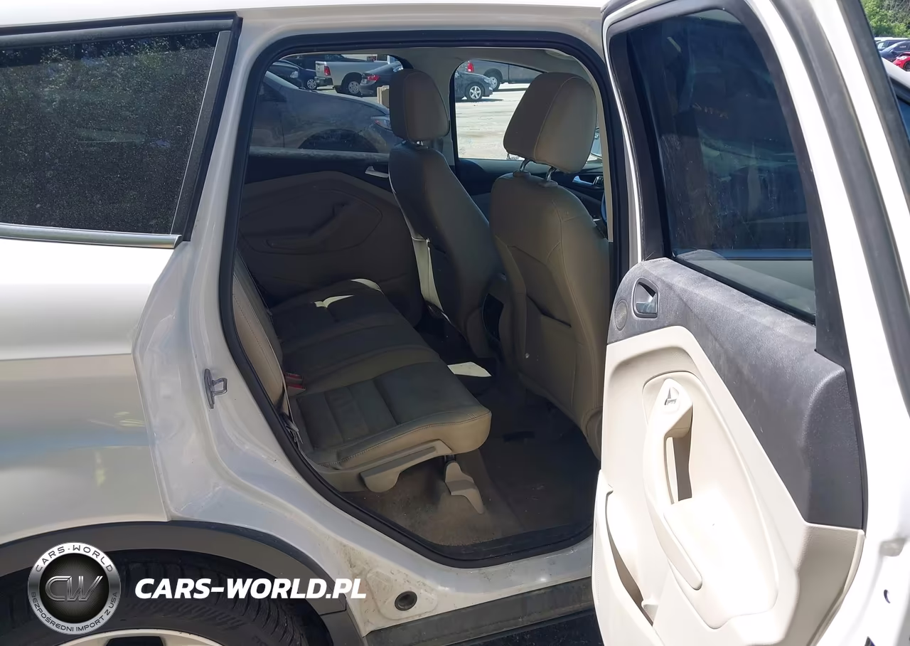 2016 Ford Escape Titanium VIN:1FMCU0JX4GUA91673 - 8