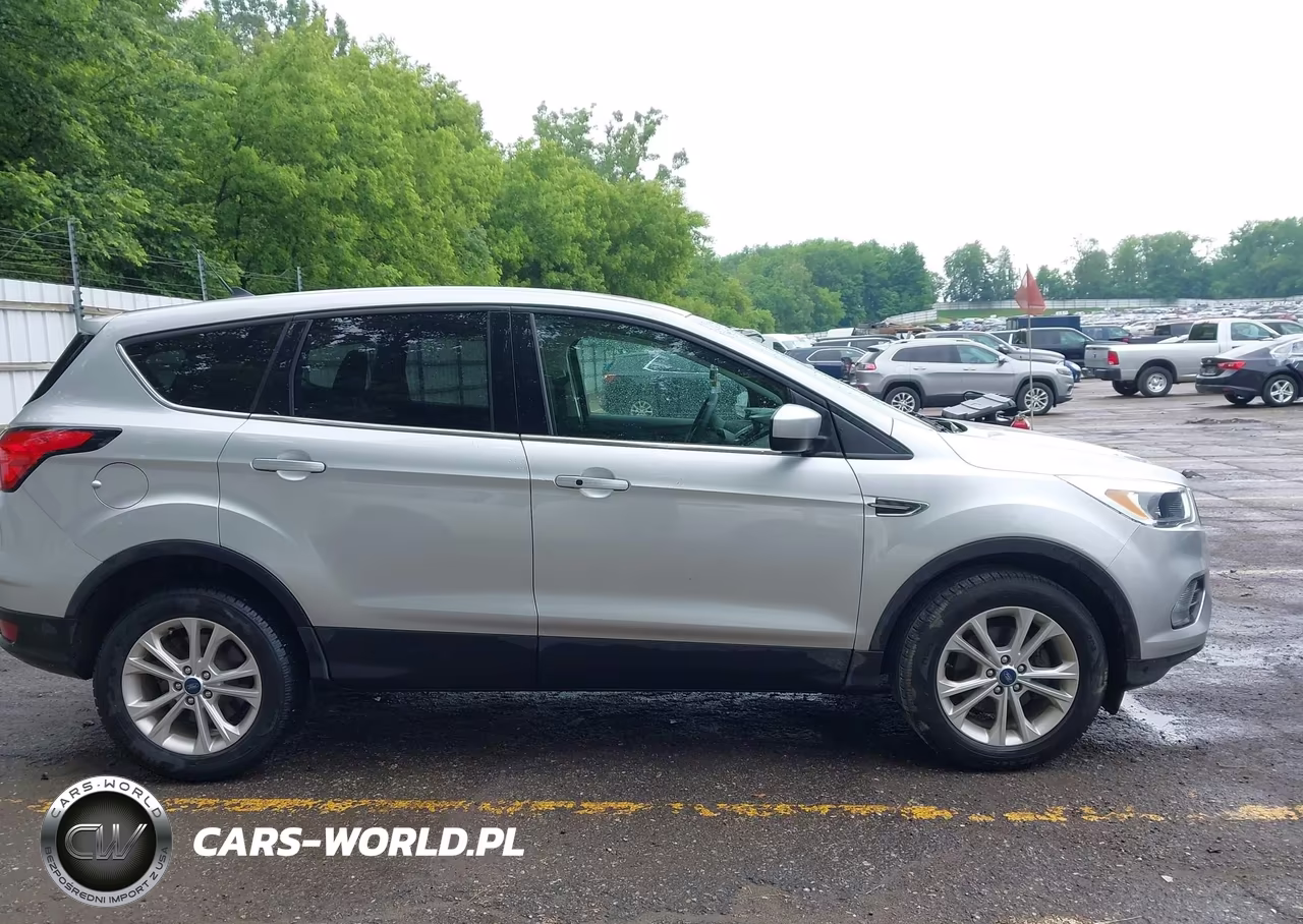 2019 Ford Escape Se VIN:1FMCU0GD3KUB62206 - 12