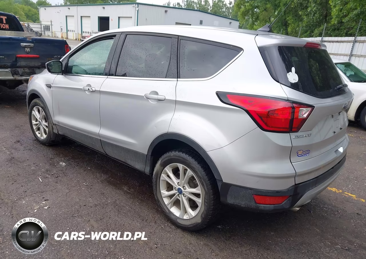 2019 Ford Escape Se VIN:1FMCU0GD3KUB62206 - 3