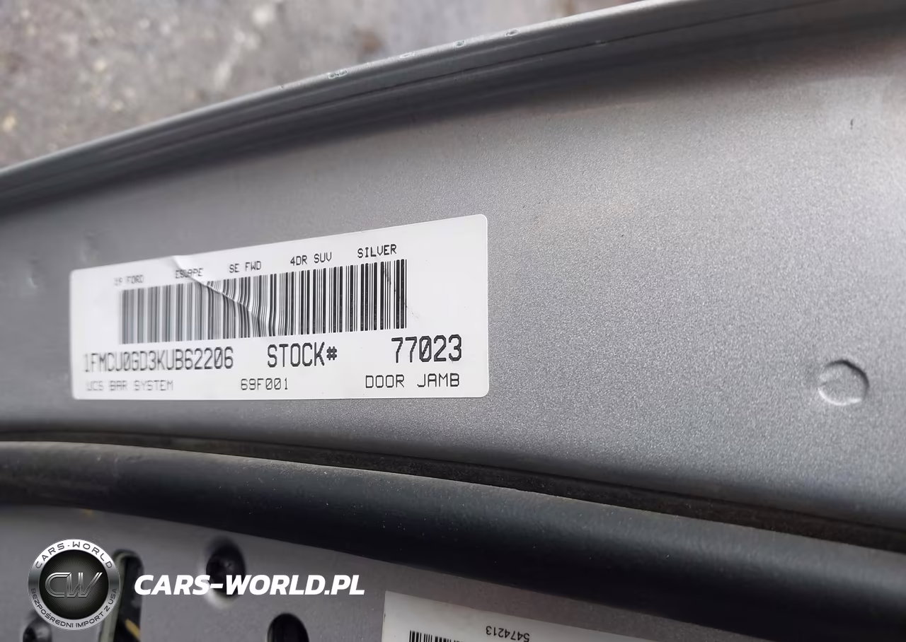 2019 Ford Escape Se VIN:1FMCU0GD3KUB62206 - 9