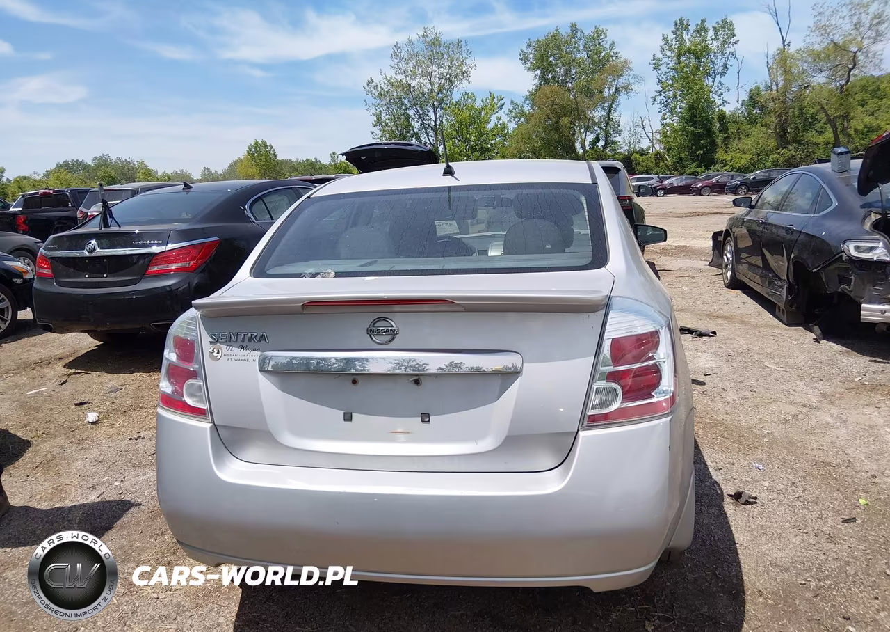 2011 Nissan Sentra 2.0S VIN:3N1AB6APXBL638083 - 17