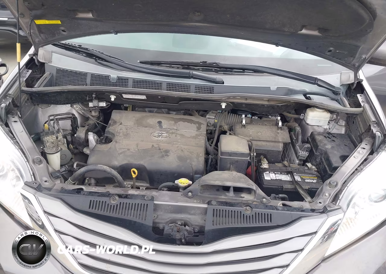 2012 Toyota Sienna Xle V6 8 Passenger VIN:5TDYK3DCXCS233176 - 10