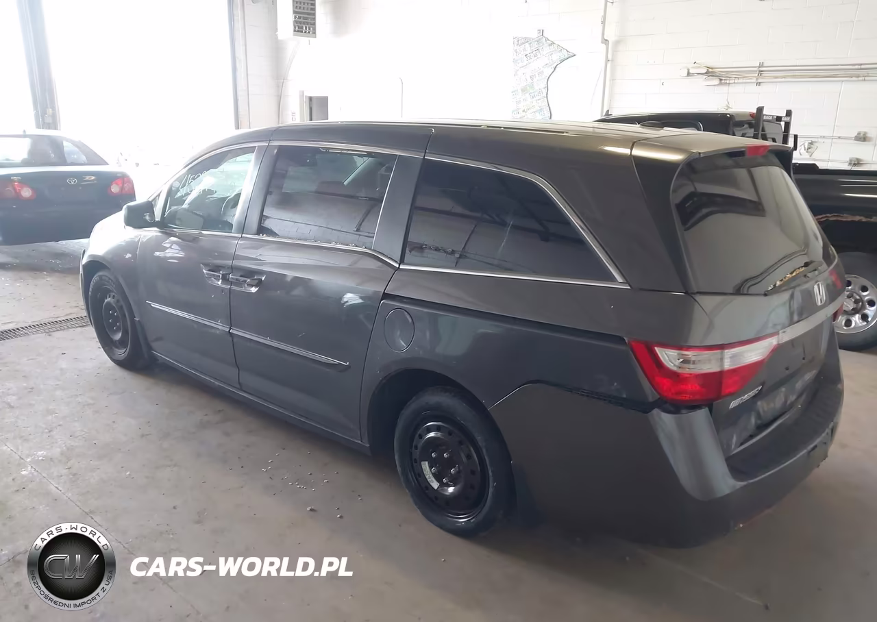 2013 Honda Odyssey Ex-L VIN:5FNRL5H69DB035762 - 3
