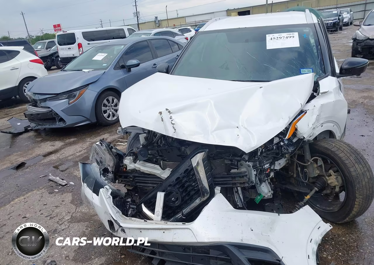 2019 Nissan Kicks Sr VIN:3N1CP5CU5KL482090 - 12