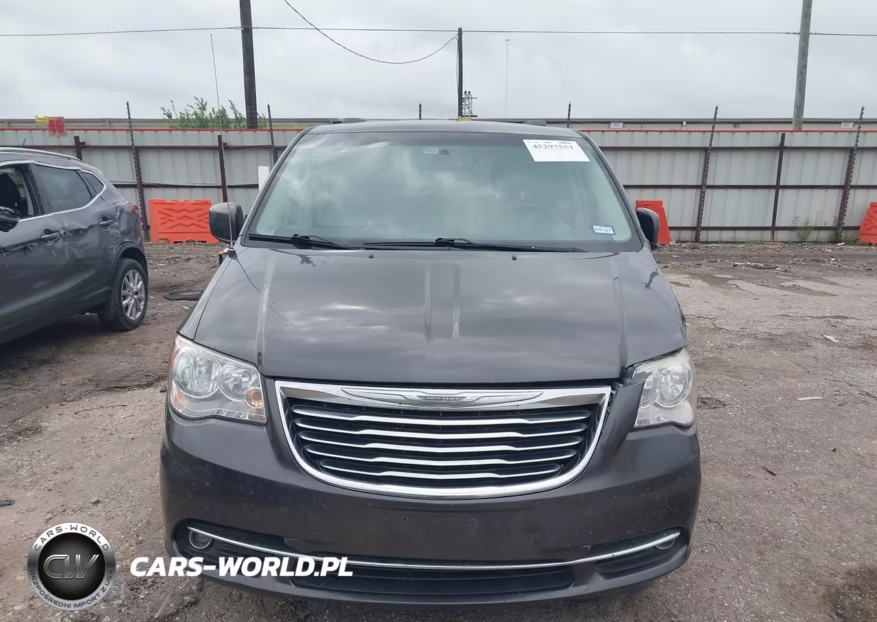 2016 Chrysler Town & Country Touring VIN:2C4RC1BGXGR293436 - 12