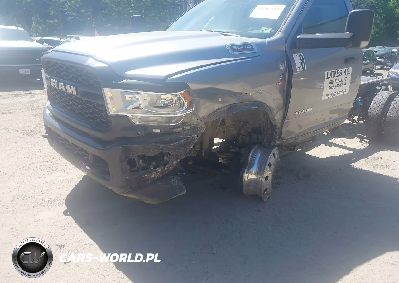 2022 Ram 5500 Chassis Tradesman-Slt VIN:3C7WRNAL0NG397642 - 11
