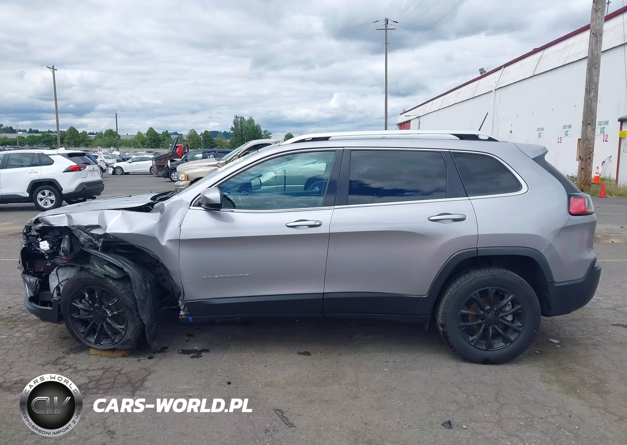 2019 Jeep Cherokee Latitude Fwd VIN:1C4PJLCB1KD272143 - 14