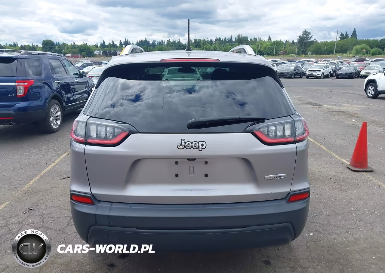 2019 Jeep Cherokee Latitude Fwd VIN:1C4PJLCB1KD272143 - 16