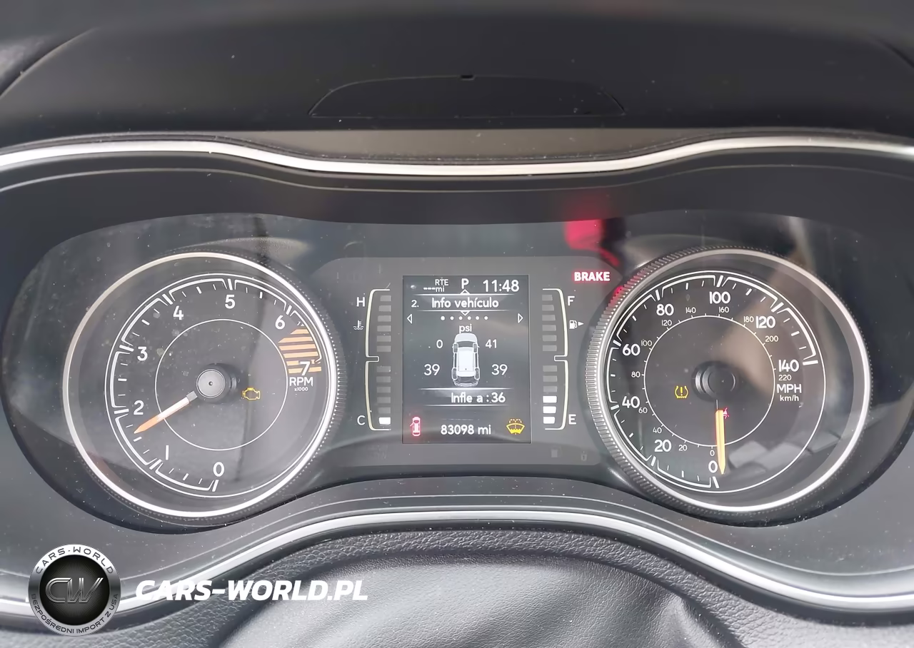 2019 Jeep Cherokee Latitude Fwd VIN:1C4PJLCB1KD272143 - 7